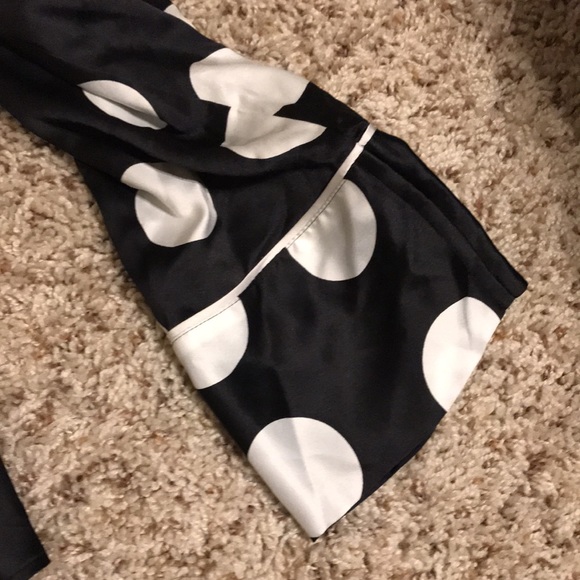 Victoria’s Secret - NWT -black and white long pj set - size Large - Picture 5 of 12